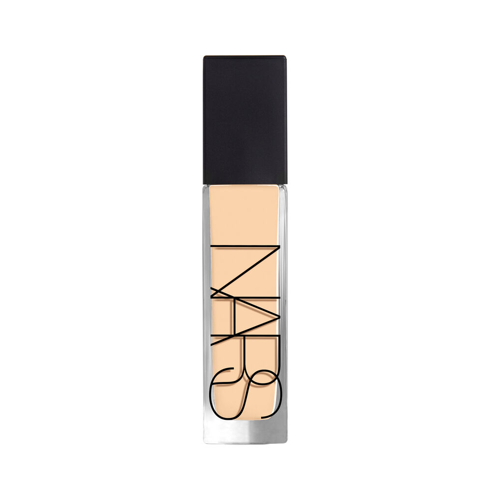 Natural Radiant Longwear Foundation - Image 8